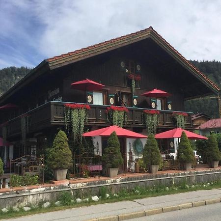 Hotel Pension Louise à Reit im Winkl Extérieur photo