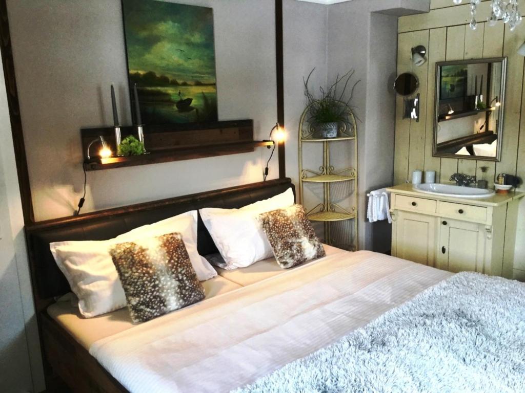 Hotel Pension Louise à Reit im Winkl Extérieur photo