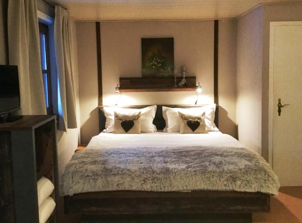Hotel Pension Louise à Reit im Winkl Extérieur photo